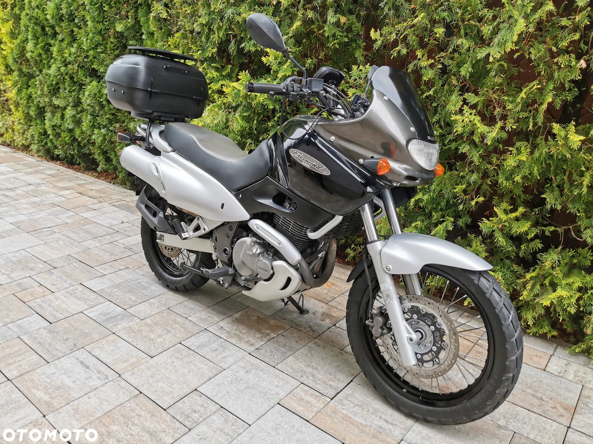 Suzuki XF