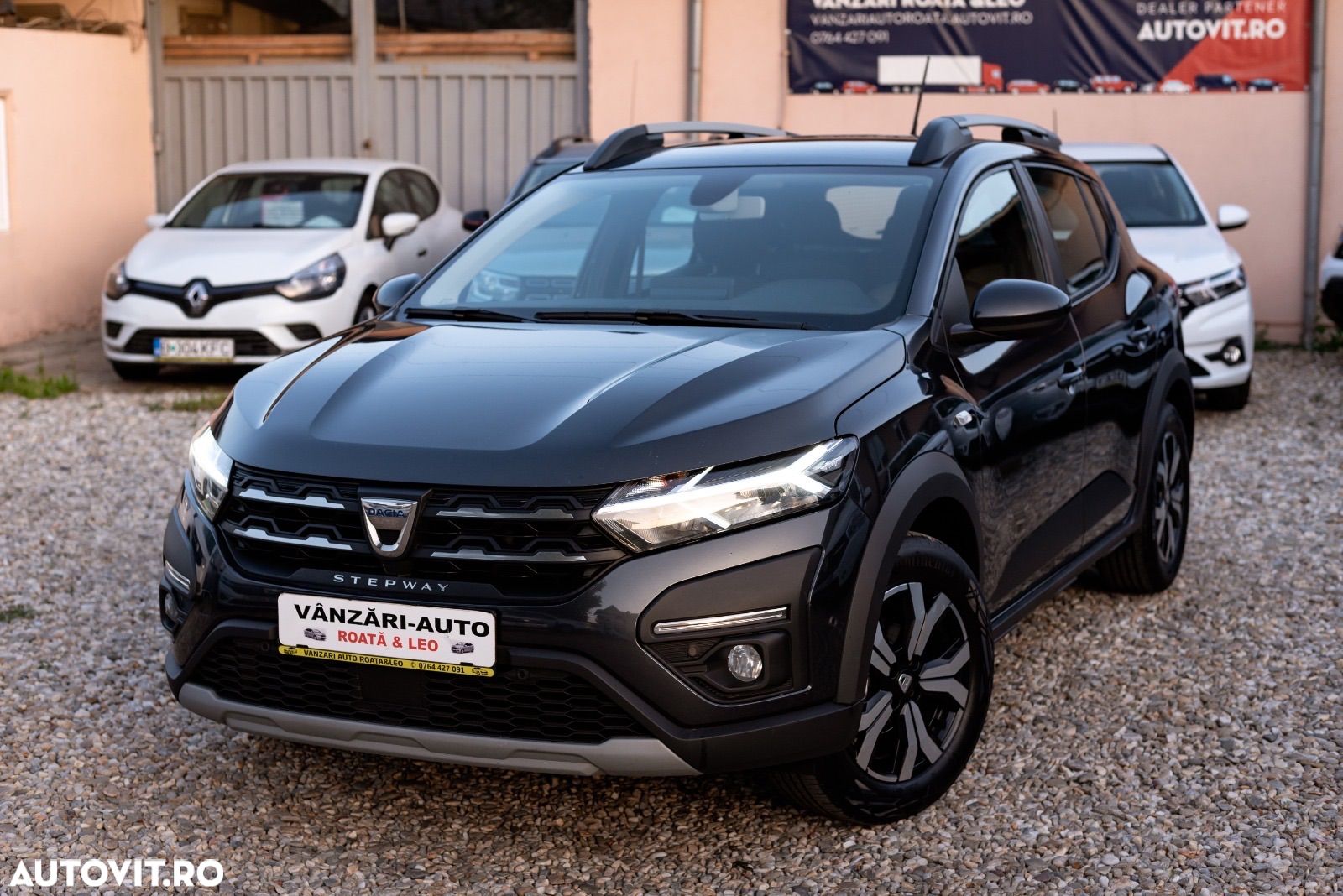 Dacia Sandero Stepway TCe 90 MT6 Comfort - 1