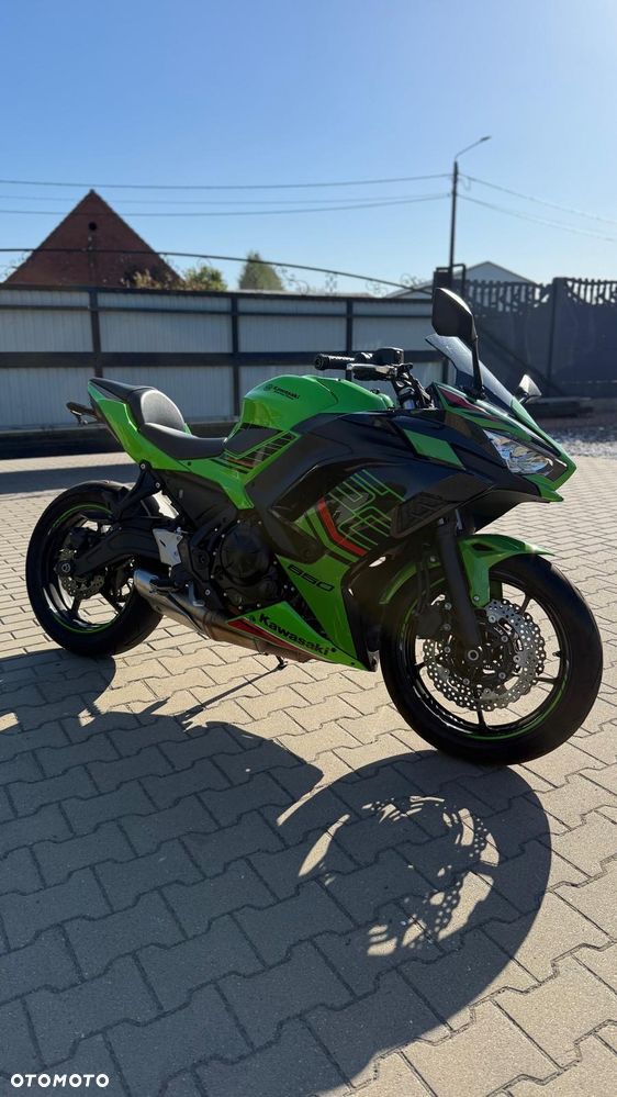 Kawasaki Z 650 - 4
