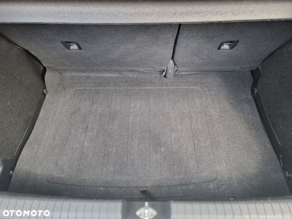 Hyundai i20 1.2 BlueDrive Classic + - 22