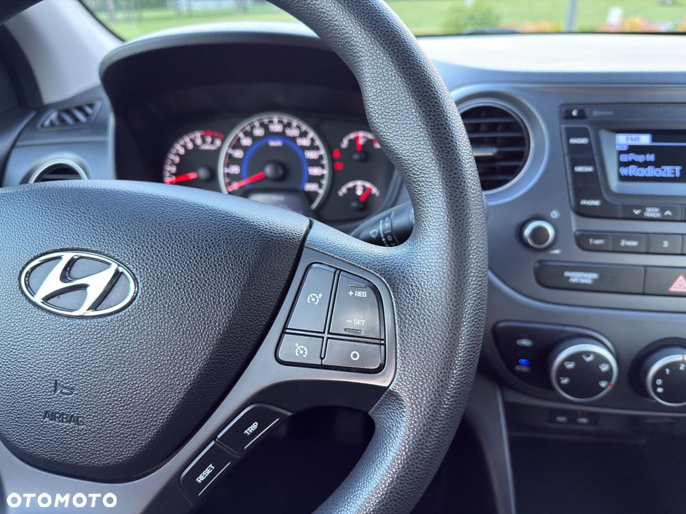 Hyundai i10 - 30