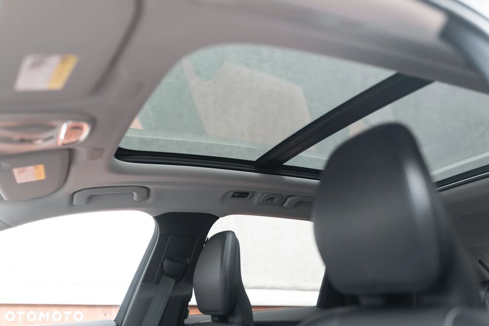 Volvo XC 60 T6 AWD Geartronic Momentum - 13