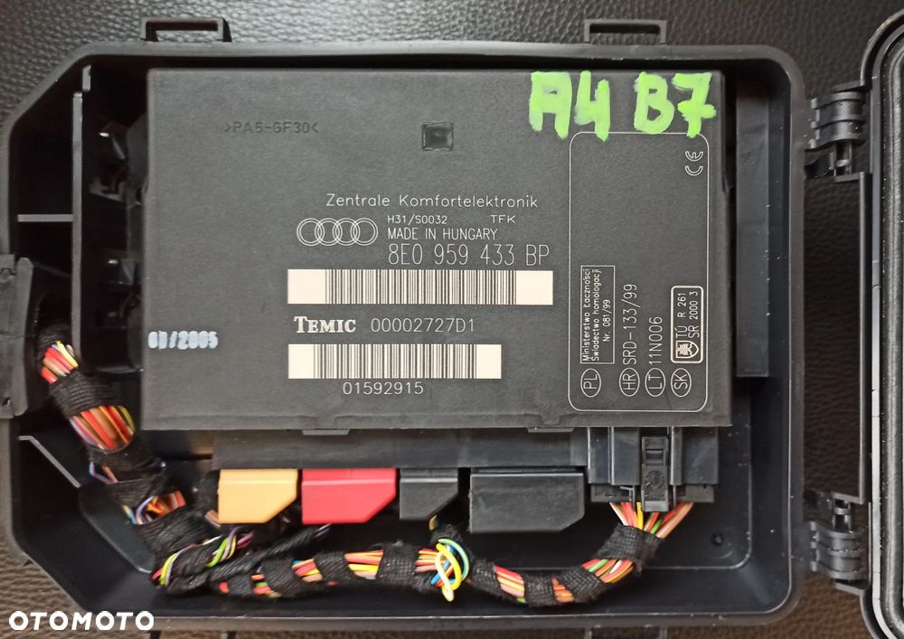 AUDI A4 B7 MODUŁ KOMFORTU 8E0959433BP - 1
