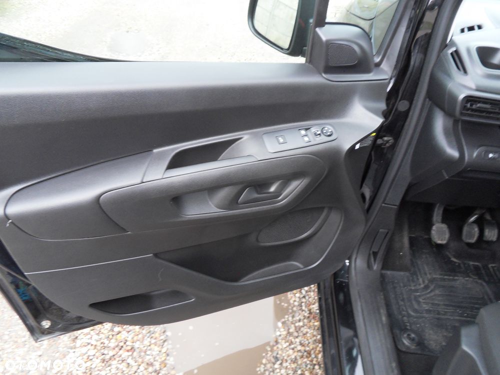 Toyota PROACE CITY - 15