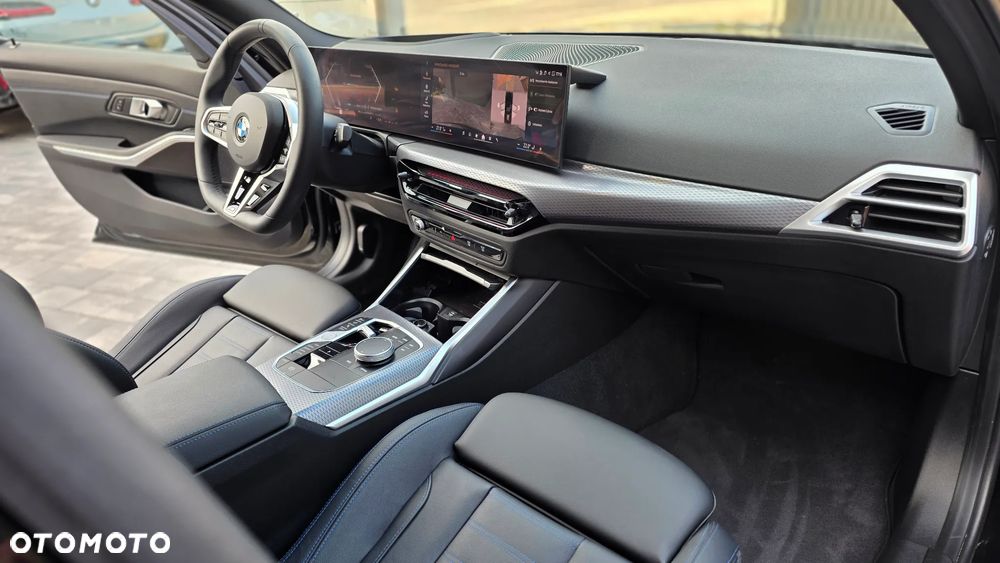 BMW Seria 3 330i xDrive M Sport sport - 18