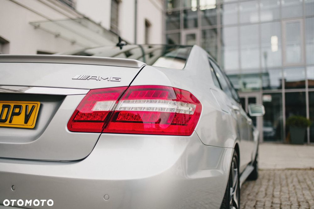 Mercedes-Benz Klasa E 63 AMG AMG Speedshift 7G-MCT - 20