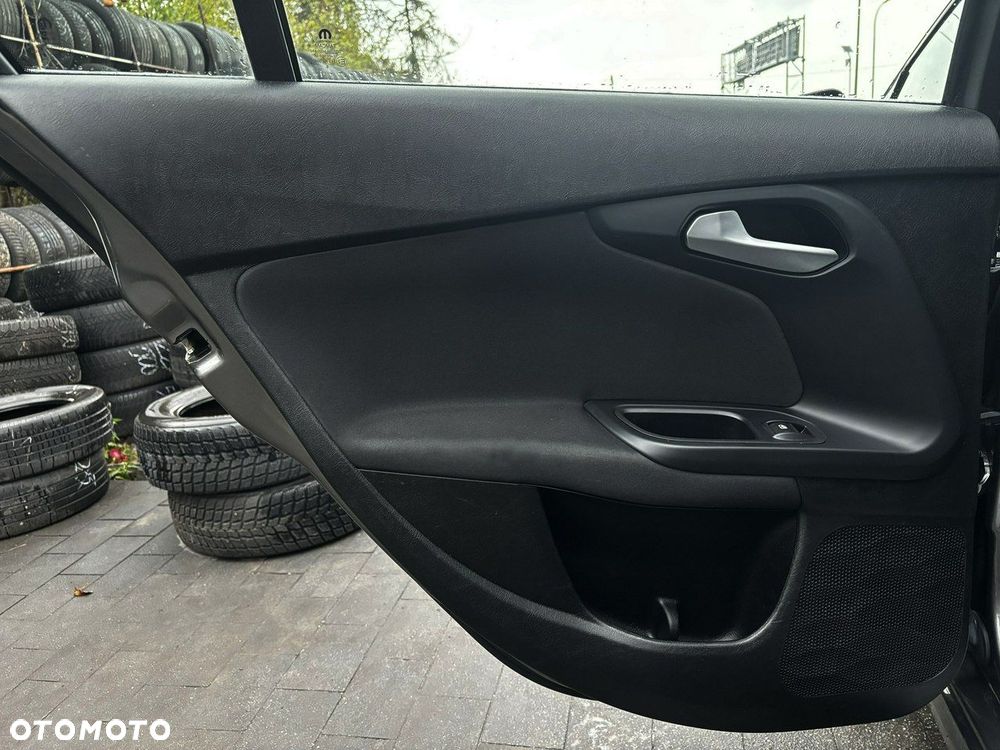 Fiat Tipo Kombi 1.4 T-Jet Business Line - 11