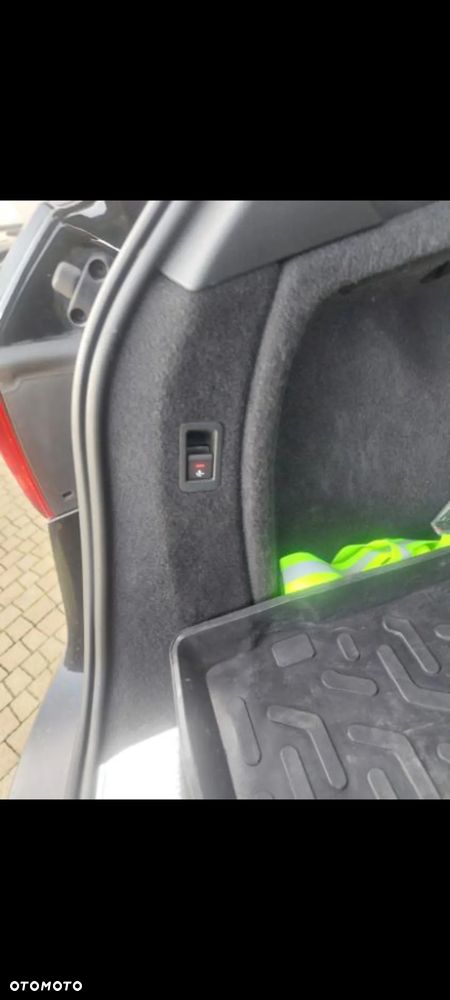 Audi A4 Avant 35 TDI S tronic - 12
