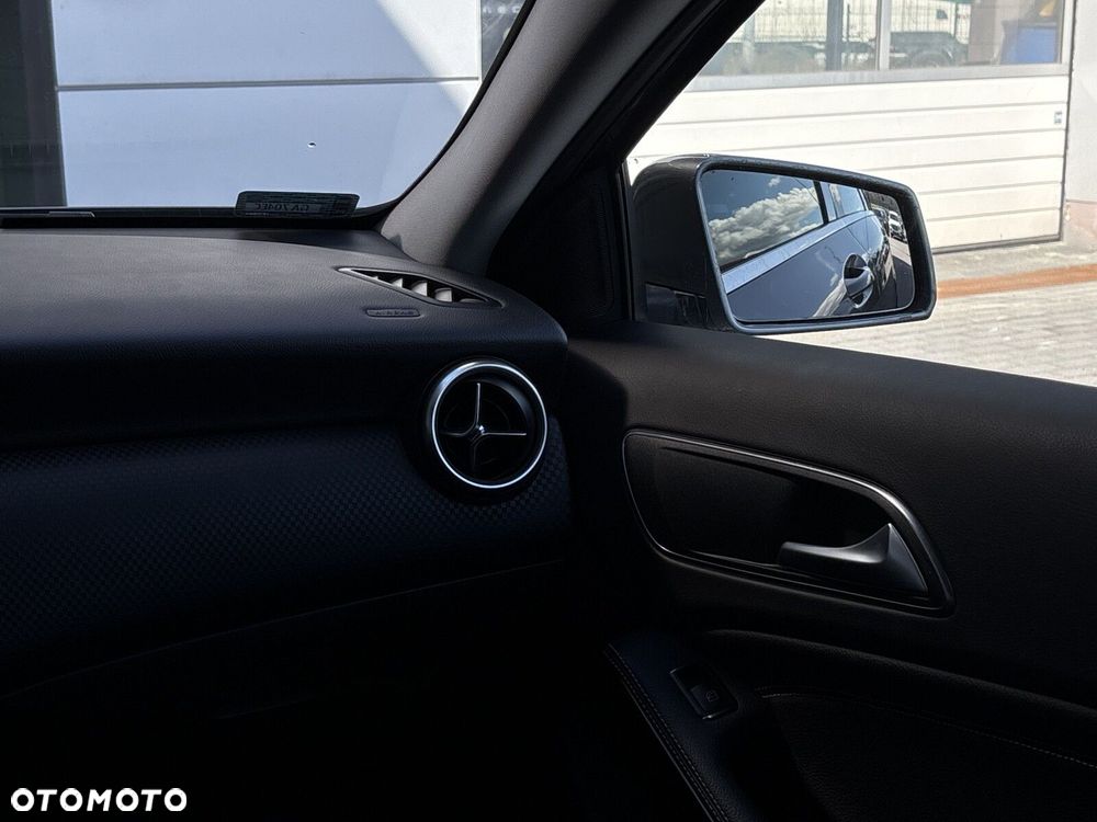Mercedes-Benz Klasa A 180 d 7G-DCT - 11
