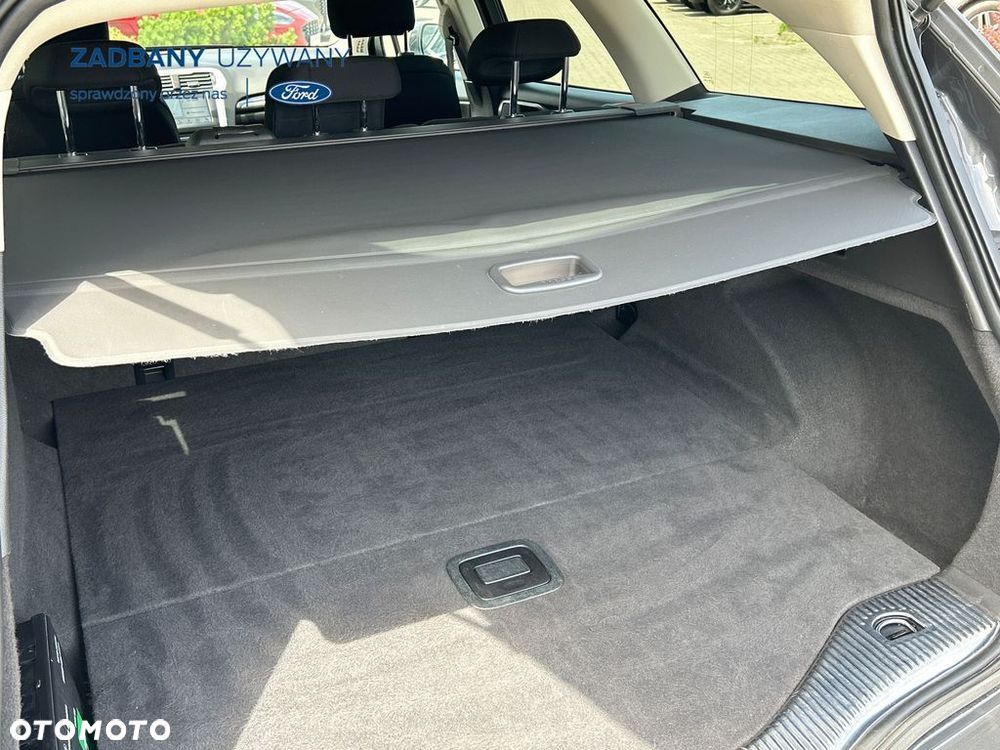 Ford Mondeo - 28