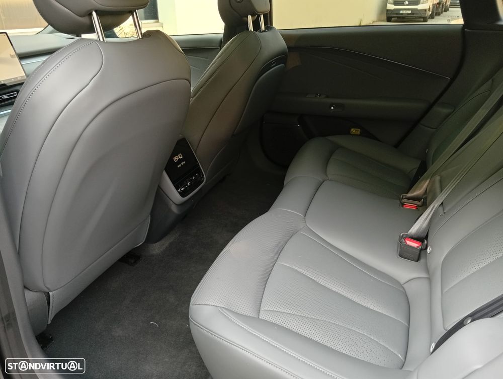 Xpeng P7+ RWD Long Range 74.9 kWh - 3