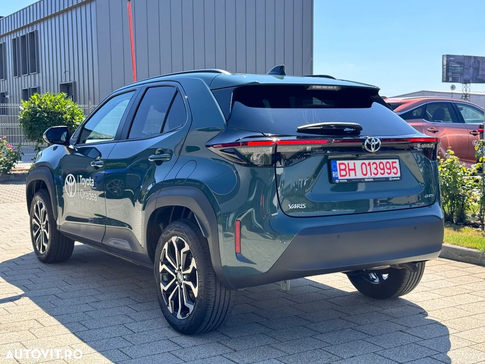 Toyota Yaris Cross 1.5 VVT-i HSD 116 4x2 HEV Dynamic - 5