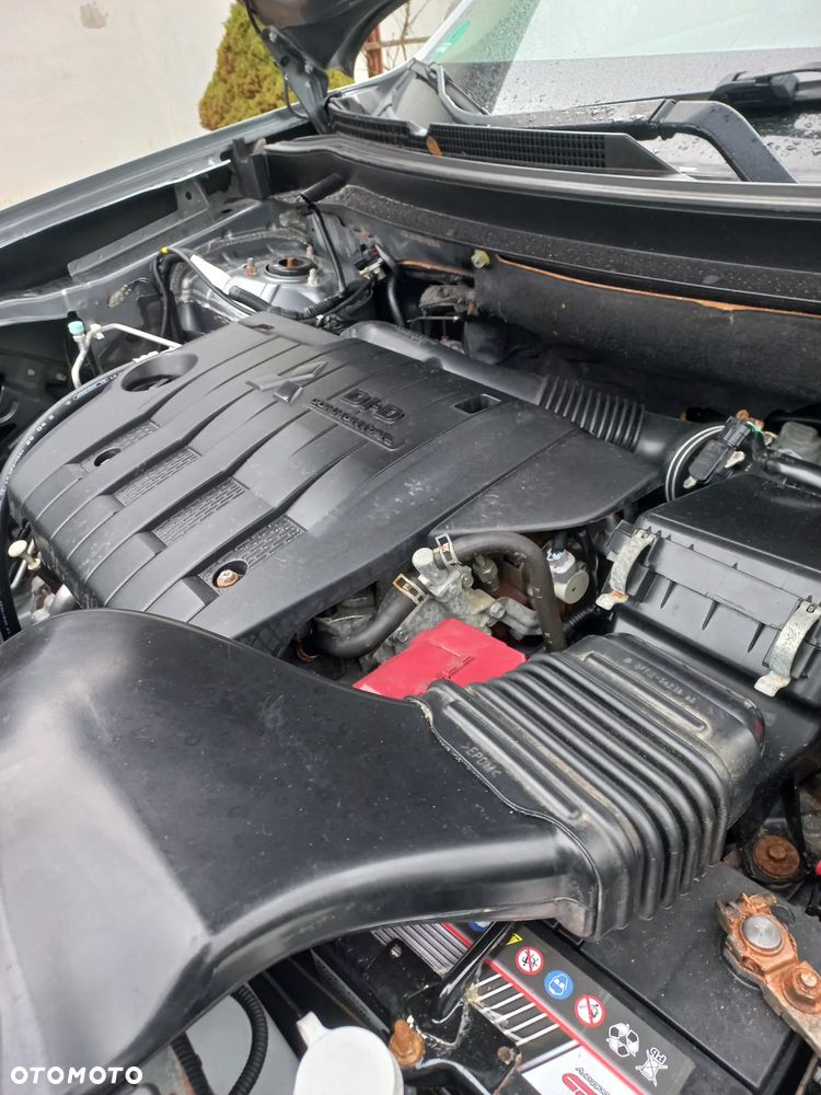 Mitsubishi Outlander 2.2 DID Intense - 16