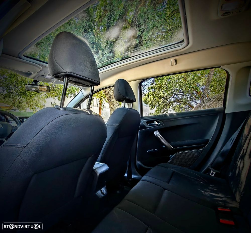 Peugeot 2008 PureTech 110 Stop&Start Active - 11