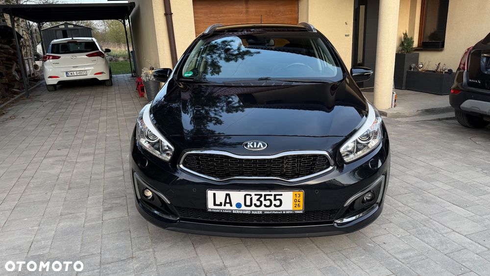 Kia Ceed 1.6 CRDi 136 ISG Platinum Edition - 10