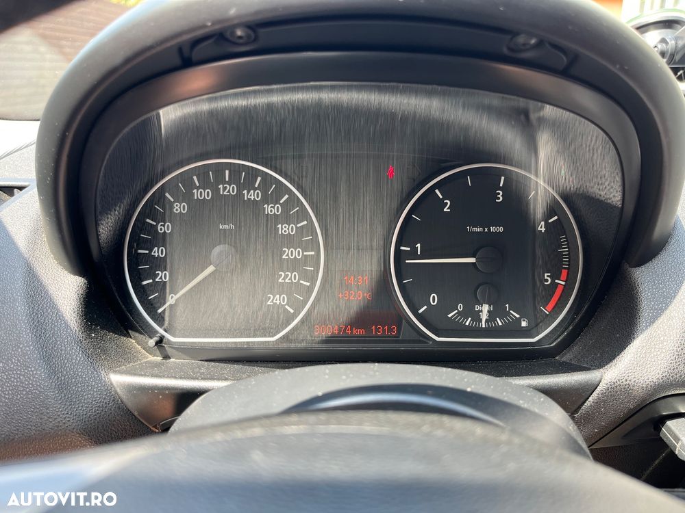 BMW Seria 1 120d - 3