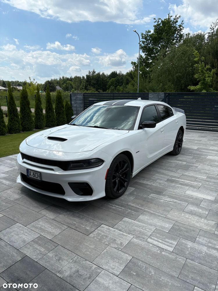 Dodge Charger 5.7 R/T - 1