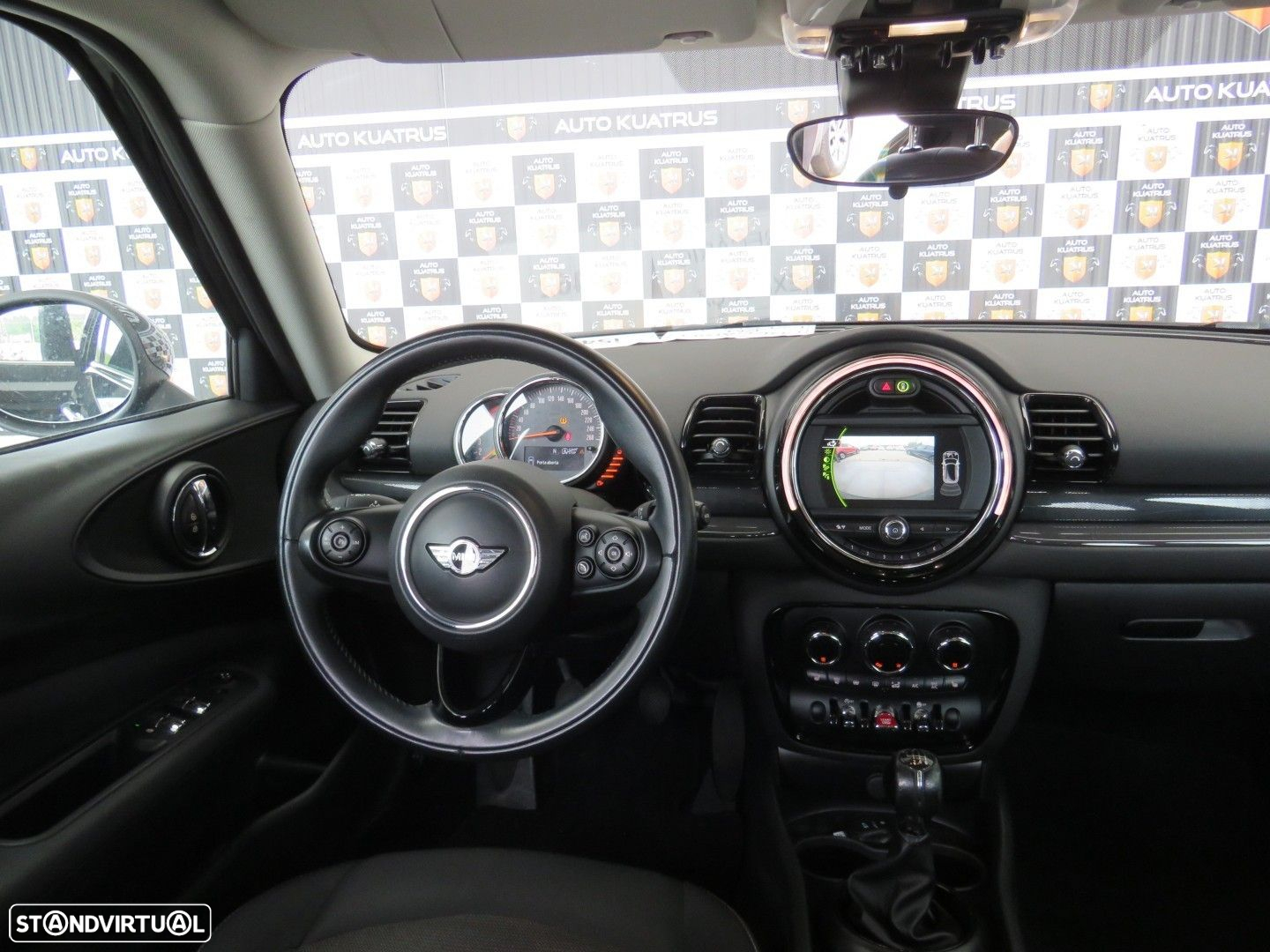 MINI Clubman One D - 19