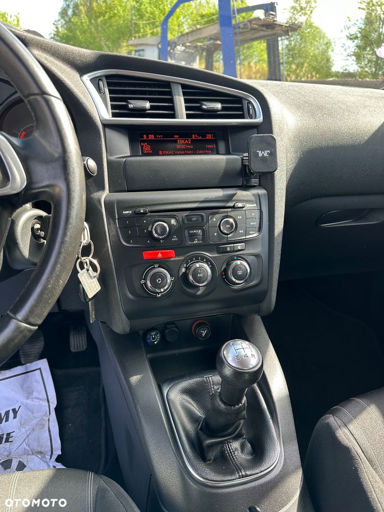 Citroën C4 VTi 95 Attraction - 15