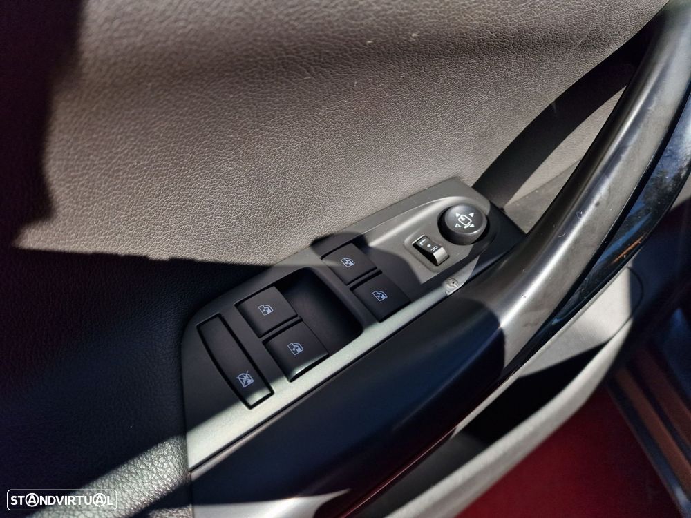 Opel Astra 1.6 CDTI Ecotec Innovation S/S - 10