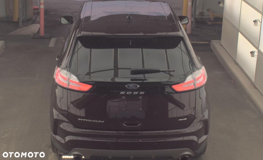 Ford Edge - 5