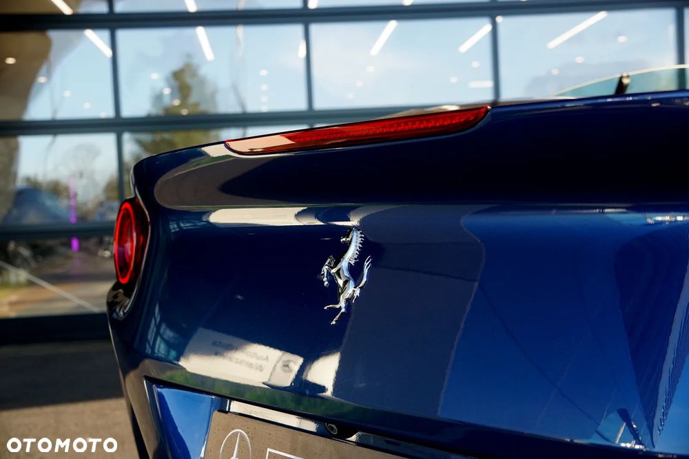 Ferrari Portofino - 14
