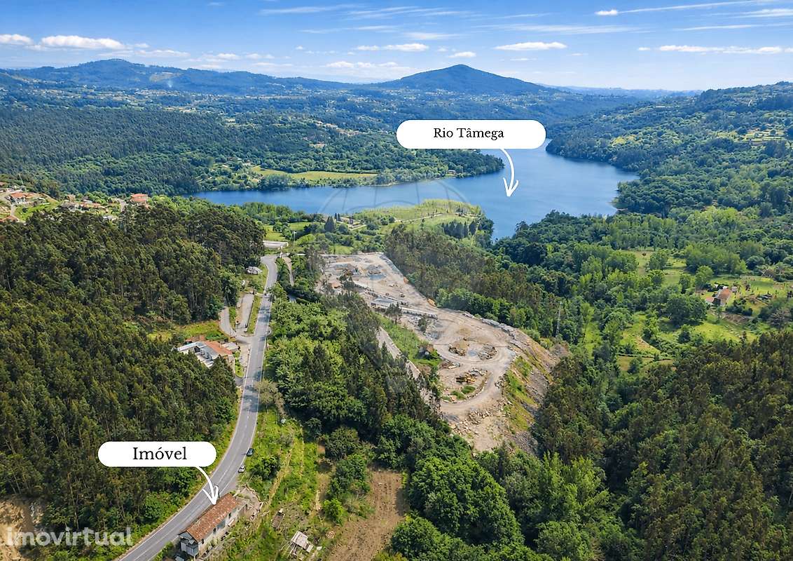 Moradia T2 para venda - Grande imagem: 2/23