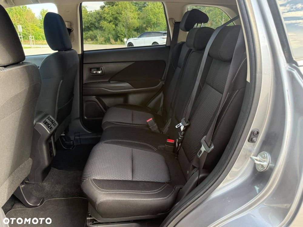 Mitsubishi Outlander 2.0 Intense + SDA 4WD CVT - 24