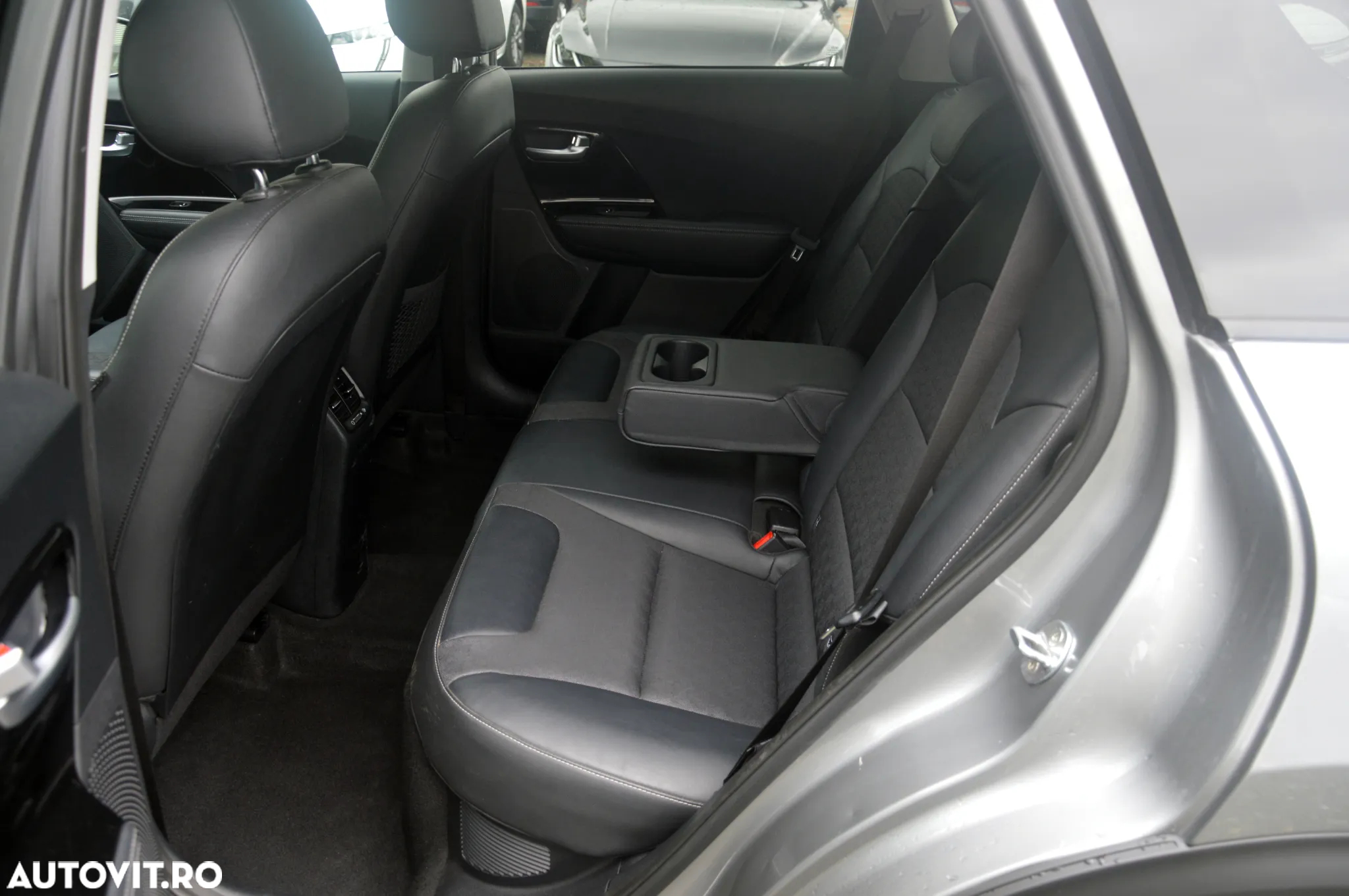 Kia Niro 1.6 GDI 6DCT PHEV Comfort - 6