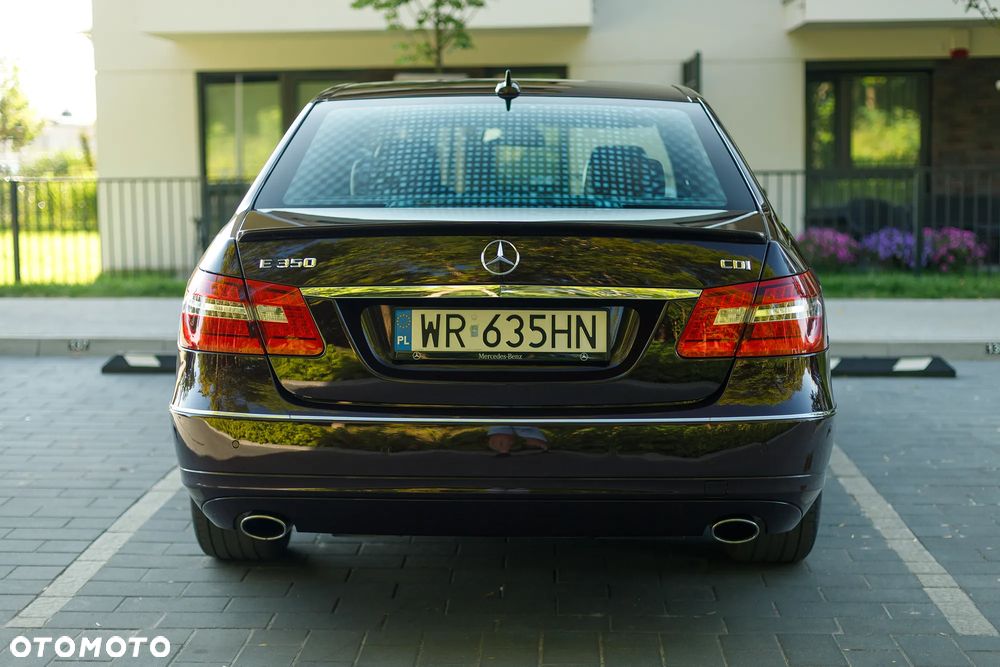 Mercedes-Benz Klasa E 350 CDI BlueEff Avantgarde - 9