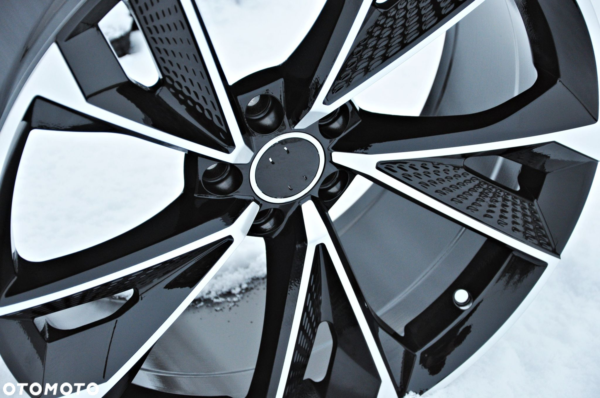 1566 MB POWYSTAWOWE FELGI 18 5x112 AUDI A6 SKODA SUPERB VW ARTEON - 11