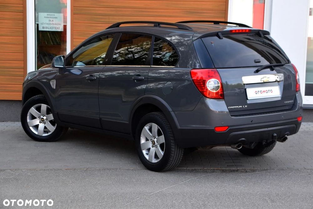 Chevrolet Captiva 2.0 2WD 7 Sitzer LS - 11