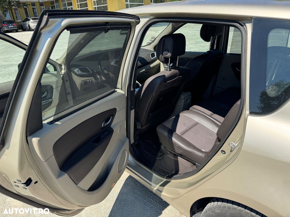 Renault Scenic 1.9dCi Privilege - 13