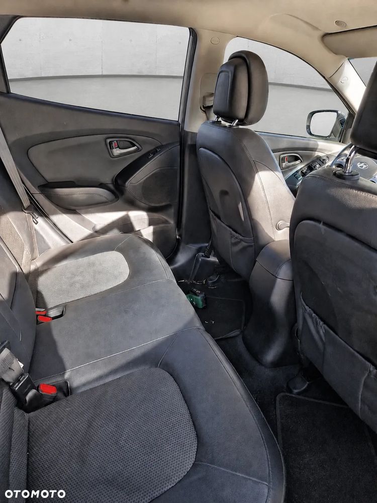 Hyundai ix35 1.7 CRDi Premium 2WD - 10