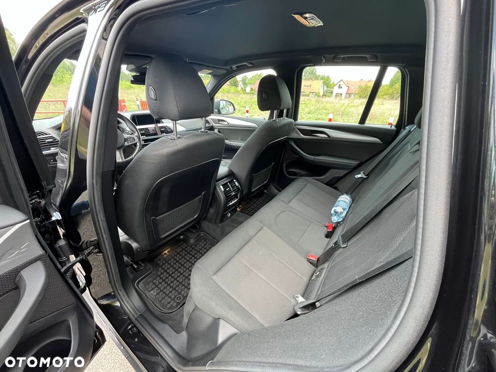 BMW X3 xDrive20d Advantage sport - 11