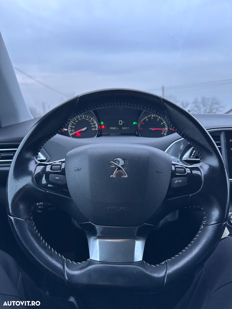 Peugeot 308 PureTech 130 Stop & Start Allure - 8