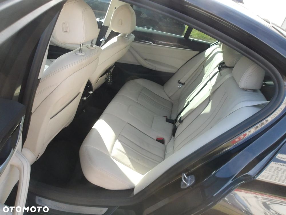 BMW Seria 5 520d Efficient Dynamics Edition Luxury Line - 14