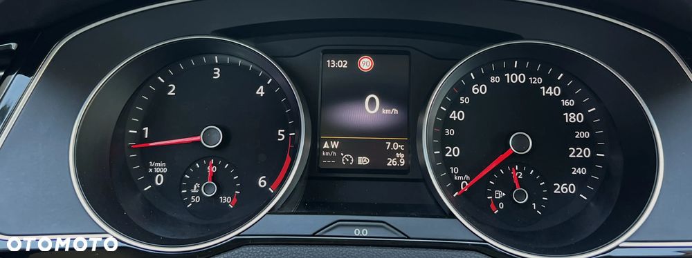 Volkswagen Passat 2.0 TDI BMT Highline - 28