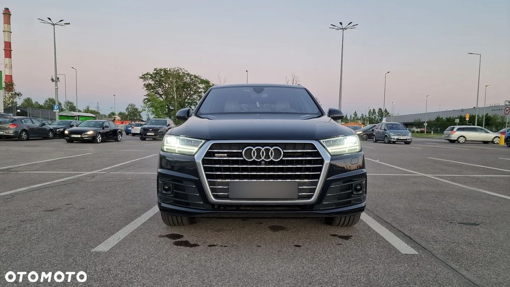 Audi Q7 - 8