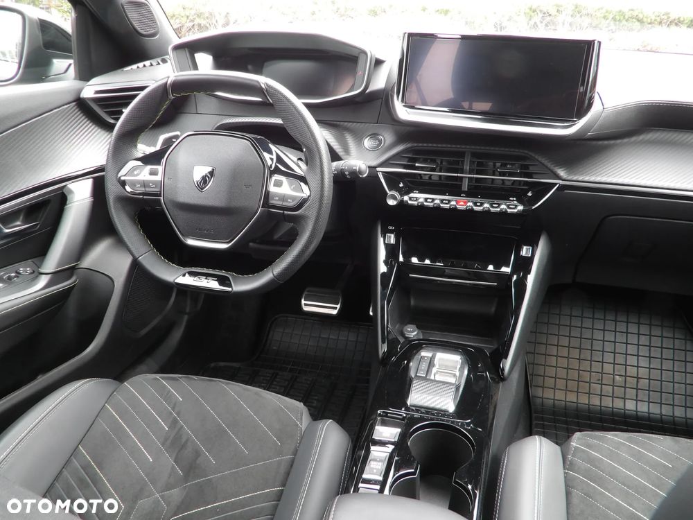 Peugeot 2008 1.2 PureTech GT S&S EAT8 - 25