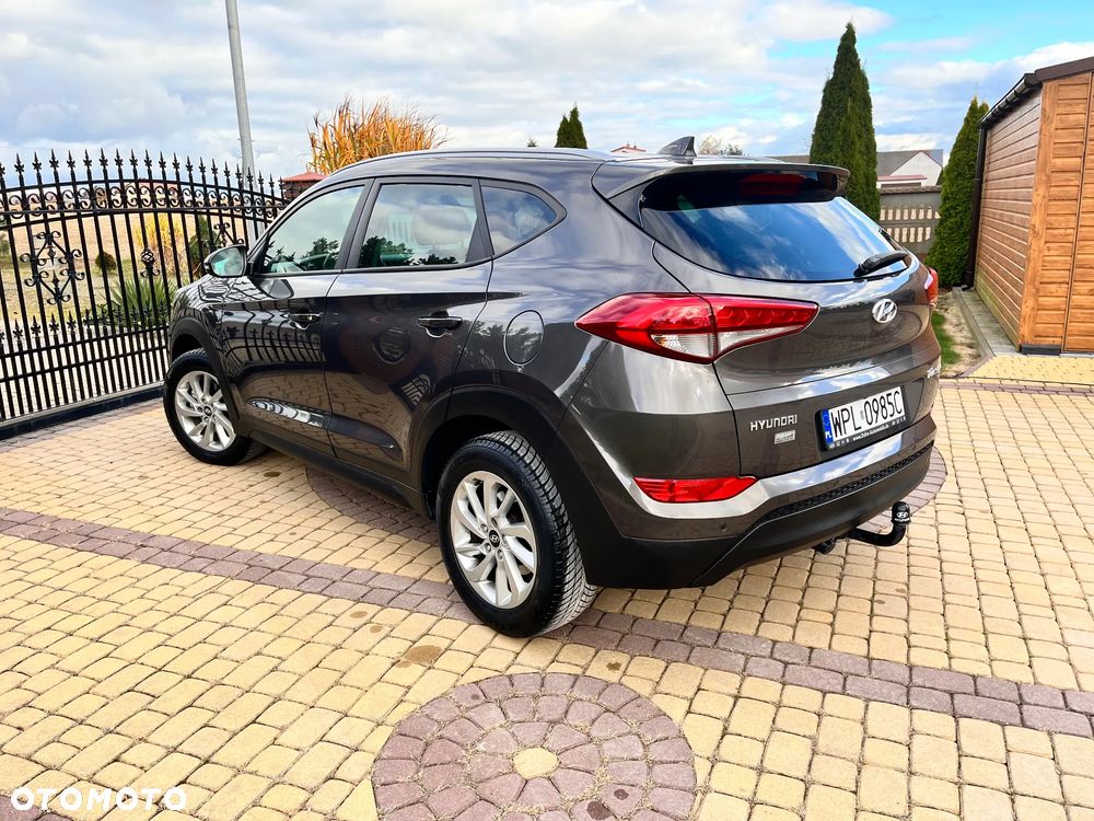 Hyundai Tucson blue 1.7 CRDi 2WD Intro Edition - 4