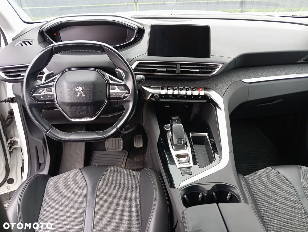 Peugeot 3008 BlueHDi 130 Stop & Start EAT8 Allure - 3