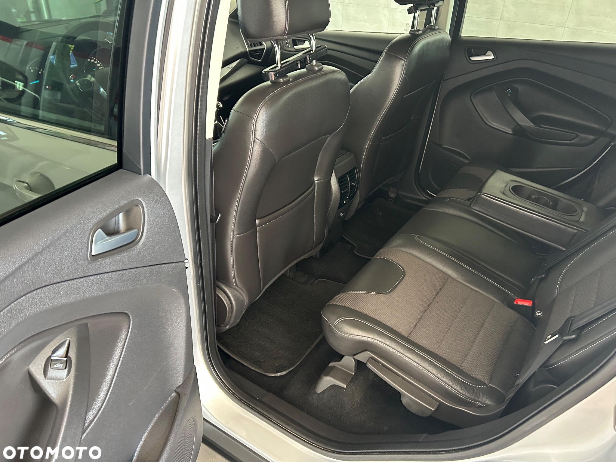 Ford Kuga 2.0 TDCi 4WD Titanium Plus - 19