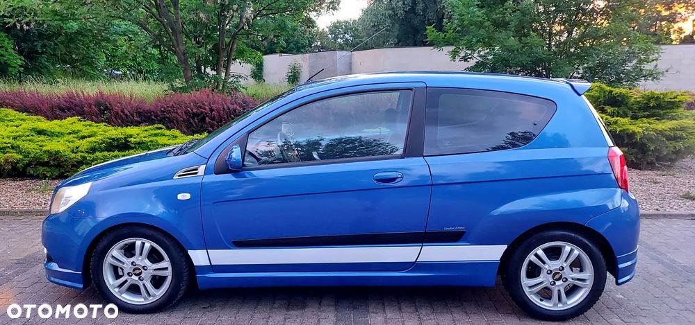 Chevrolet Aveo 1.4 16V LS - 11