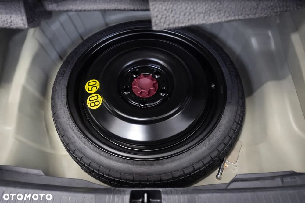 Toyota Corolla 1.8 Hybrid Comfort - 9