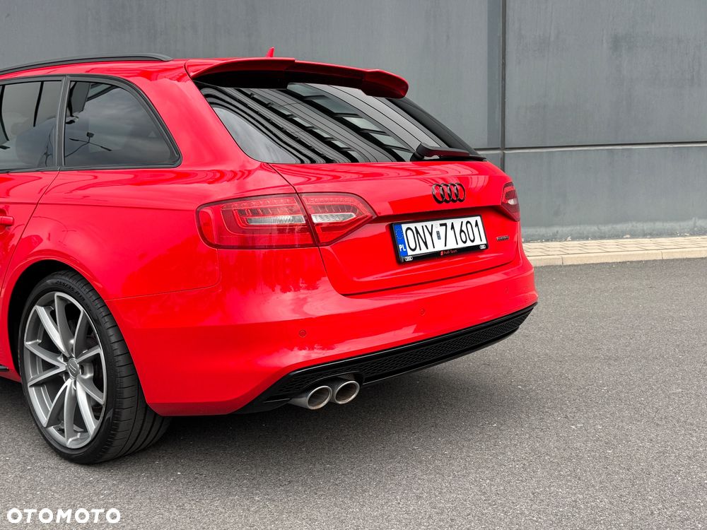 Audi A4 Avant 2.0 TDI DPF clean diesel quattro S line Sportpaket - 19