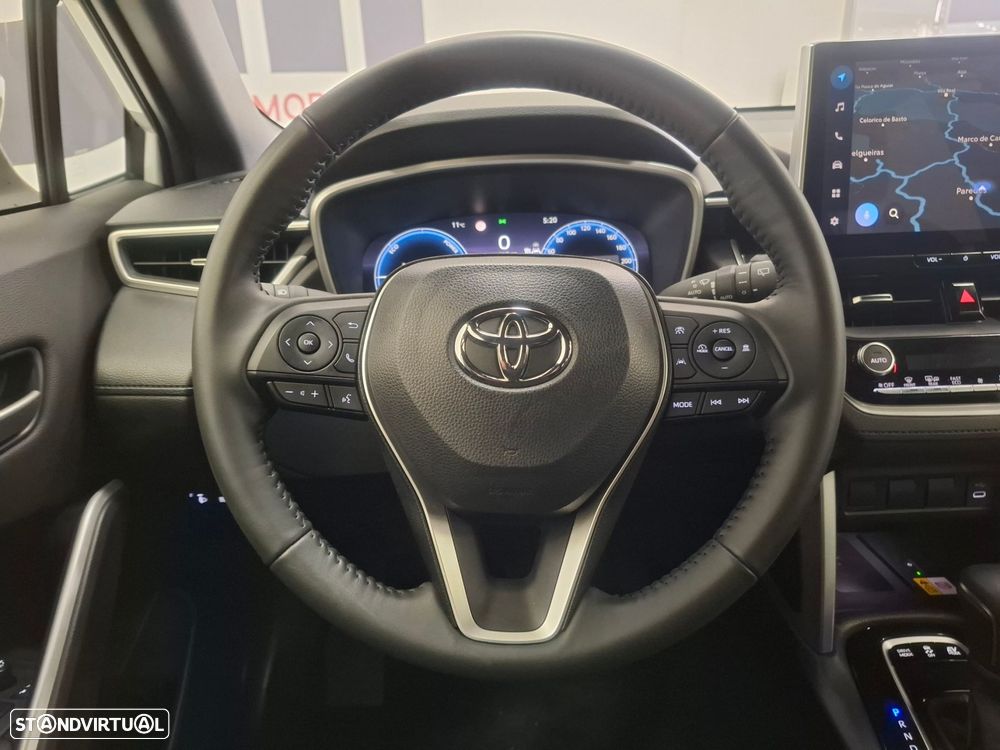 Toyota Corolla Cross 1.8 Hybrid Luxury - 16