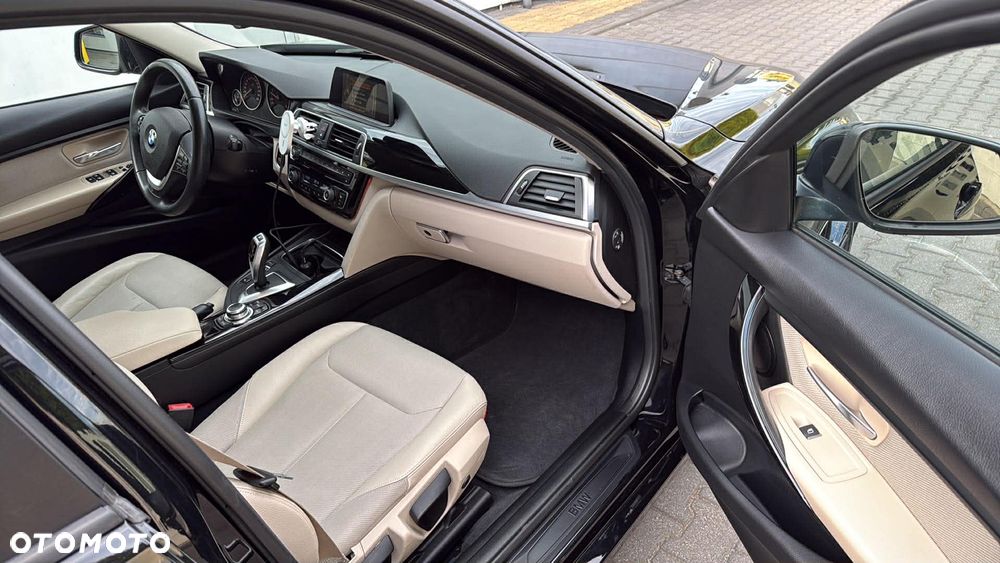 BMW Seria 3 320d Luxury Line Purity sport - 14