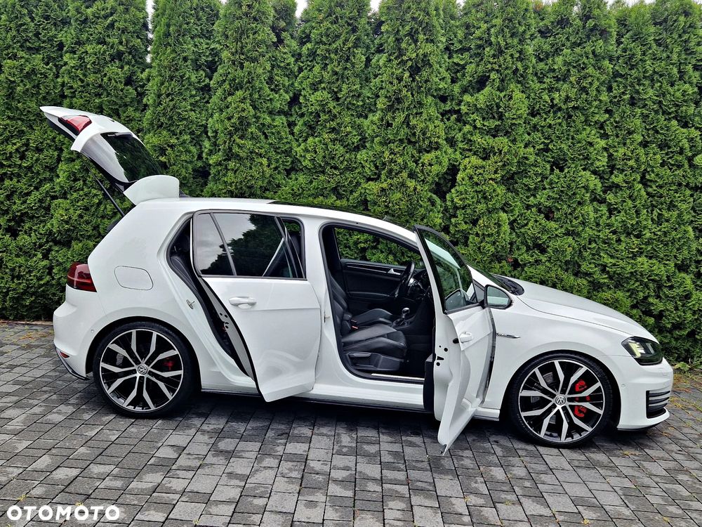 Volkswagen Golf GTD 2.0 TDI SCR DSG - 16