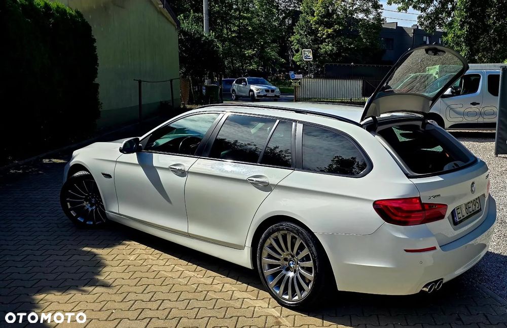 BMW Seria 5 530d xDrive Luxury Line - 3